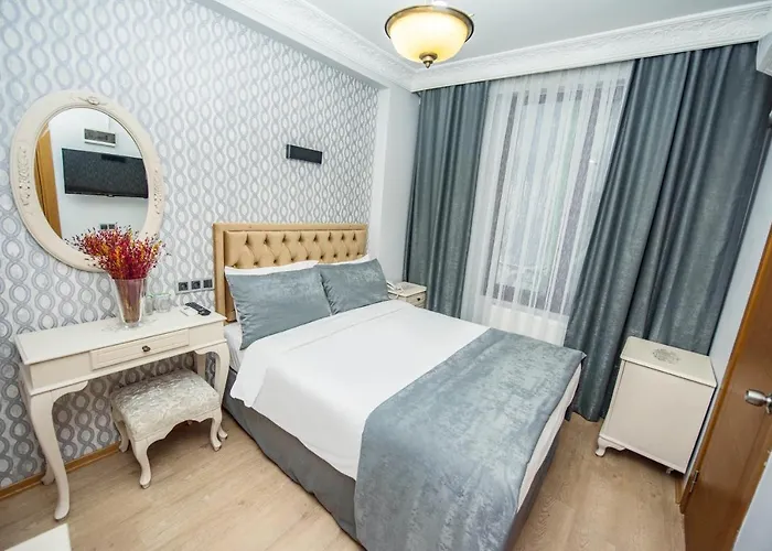 The New Pera Life Hotel 2*