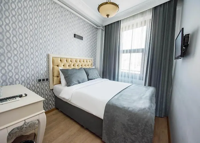 Hotel The New Pera Life