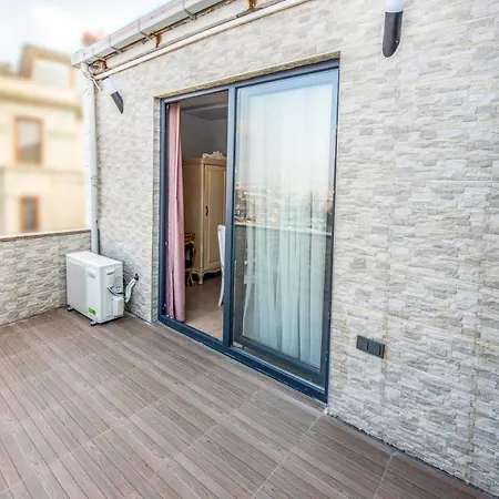 The New Pera Life Hotel Stambuł